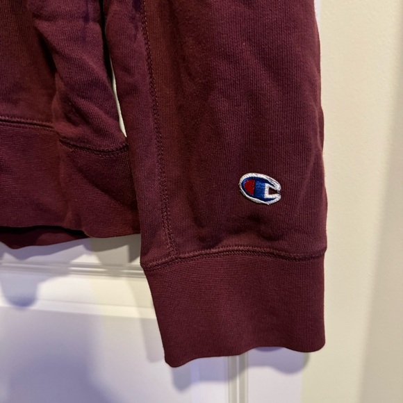 Champion Logo Sweatshirt - Picture 2 of 4